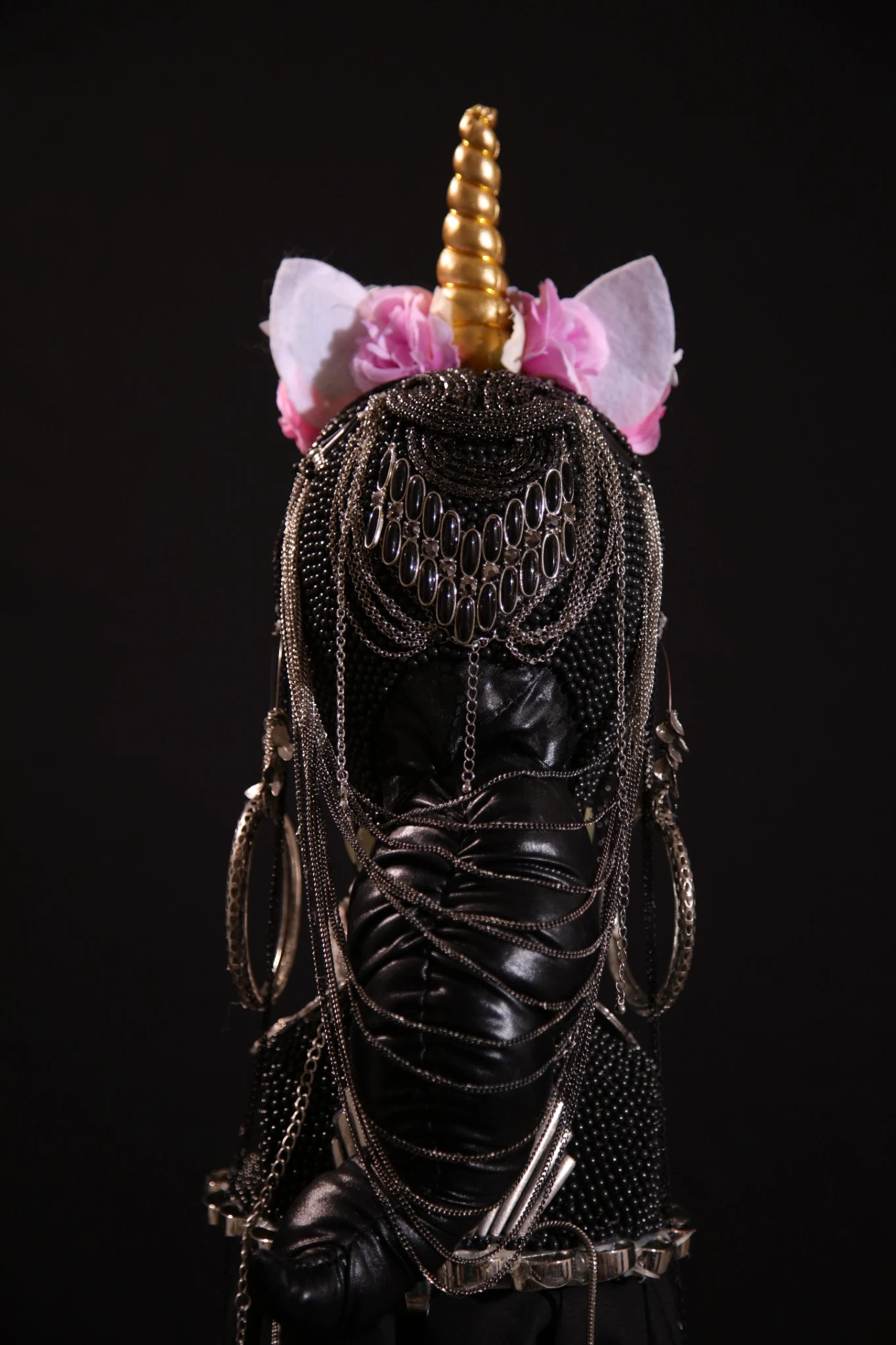 Disco Balling Heads, 2022 sculpture