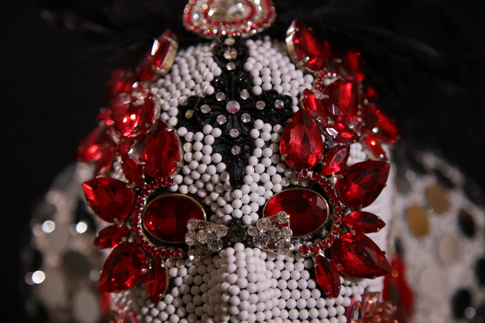 Disco Balling Heads, 2022 sculpture